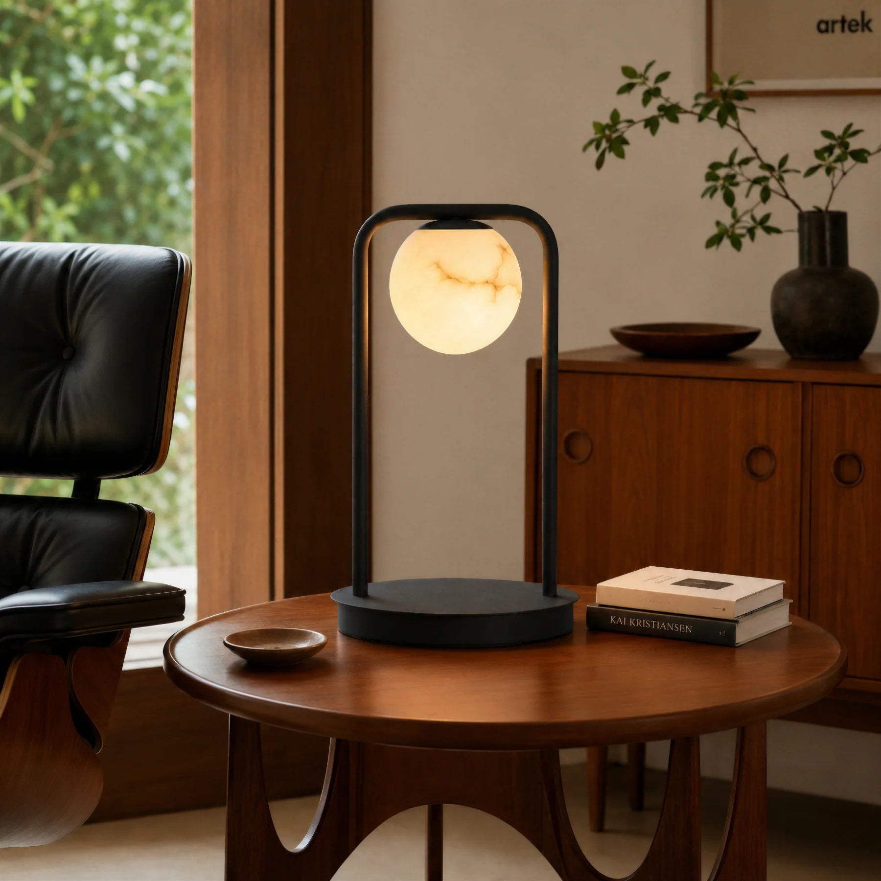 GOODNEST SOLACE | Alabaster Globe Table Lamp