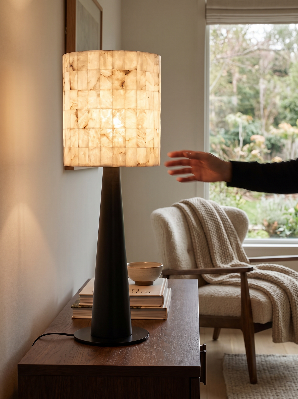 GOODNEST STRATA floor lamp with tapered base and lit cylinder